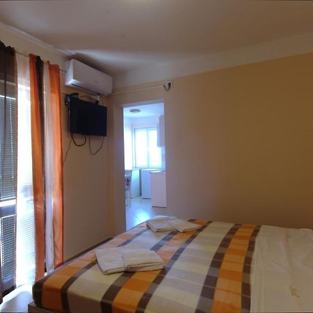 Apartments Astel Бар Экстерьер фото