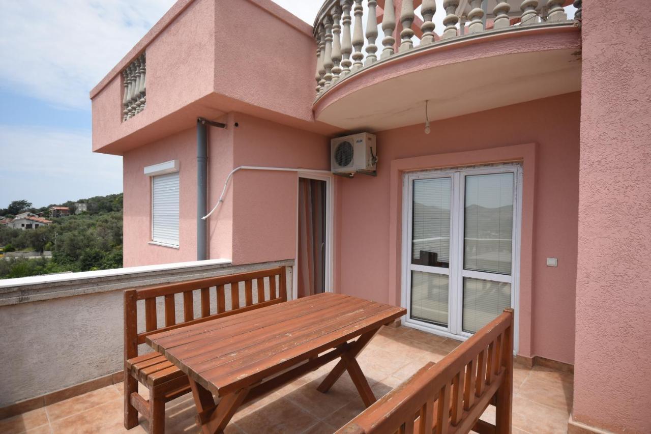 Apartments Astel Бар Экстерьер фото