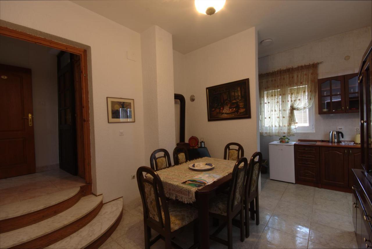 Apartments Astel Бар Экстерьер фото