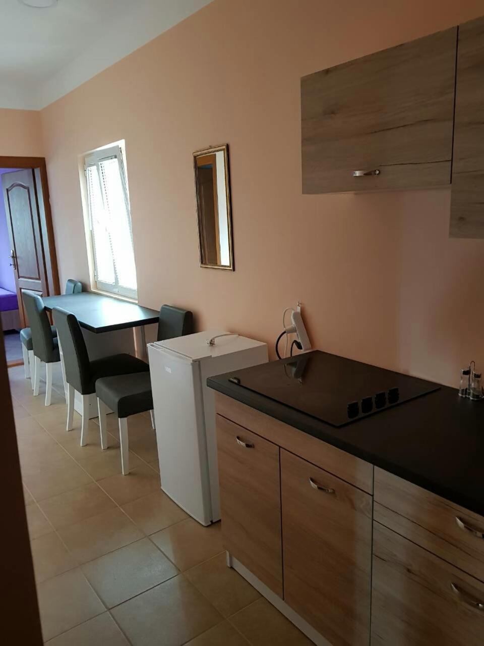 Apartments Astel Бар Экстерьер фото